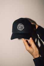 Lade das Bild in den Galerie-Viewer, BLACKOUT PROBLEMS - BLACK ROSE CAP
